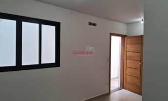 Imagem 2: Sobrado a venda no bairro da Aparecida em Santos com 2 suítes, uma vaga na garagem e quint