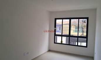 Imagem 3: Bela casa sobreposta duplex em Santos no bairro da Aparecida com 3 dormitórios, uma suíte