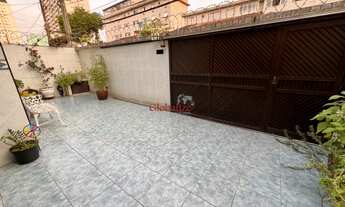 Imagem 2: Sobrado à Venda com 3 dormitórios e 1 vaga no bairro Encruzilhada em Santos por R$ 910.000