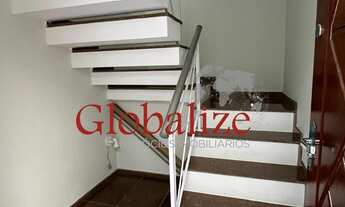 Imagem 7: Casa sobreposta alta 3 dormitórios sendo 1 suíte e 2 varandas 3 vagas, no bairro do Embar