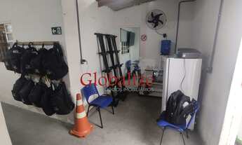 Imagem 3: Otimo Galpão bem estruturado com salas banheiro com chuveiro e e armários no bairro da Apa