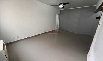 Imagem 3: Apartamento com 2 dormitórios e 1 vaga escriturada à venda no bairro da Aparecida em Santo