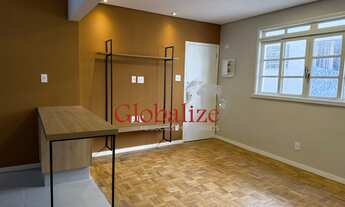 Imagem 4: Apartamento à venda com 68m², quartos, garagem, reformado por R$440.000,00 no Embaré em Sa