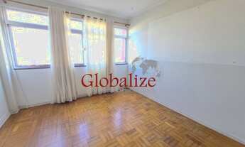 Imagem 2: Apartamento à venda com 110m², 2 quartos, suite, dependência, vista mar frontal, andat alt