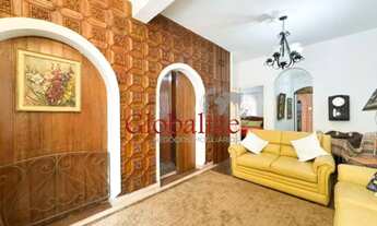 Imagem 1: Casa à venda na Ponta da Praia, com 5 dormitórios em Santos -SP- $ 3.200.000,00