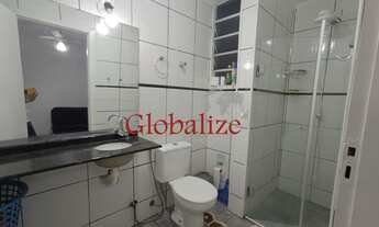 Imagem 4: Apartamento em Santos na Ponta da Praia com 2 dormitórios e uma vaga de garagem coletiva à