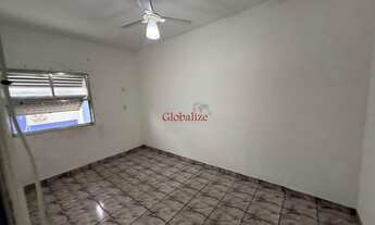 Imagem 4: Oportunidade !!! Apartamento no BNH com 2 dormitórios, sala, cozinha e banheiro ao lado do