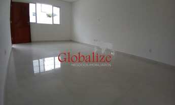 Imagem 2: Casa Sobreposta à venda com 140m², 3 quartos, 1 suíte, closet e vaga para 2 carros por R$1