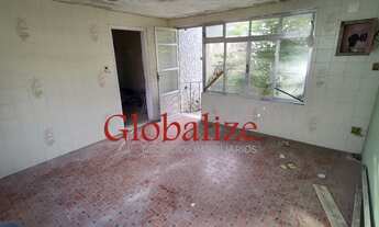 Imagem 4: Casa com quintal para reforma à venda no bairro do Estuário em Santos por R$ 650.000,00