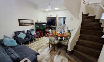 Imagem 2: Casa triplex à venda com 3 quartos, 1 suite, churrasqueira, 1 vaga por R$750.000,00 no Cam