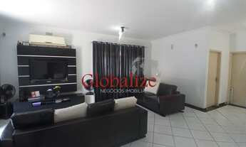 Imagem 2: Sobreposta a venda com garagem para três carros e moto com três dormitórios no bairro do M