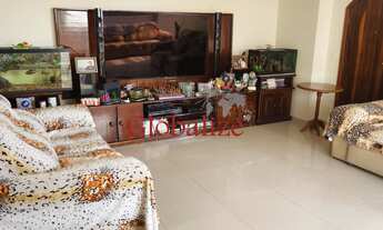 Imagem: Triplex no Embaré com 5 dormitórios sendo