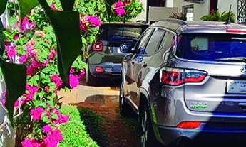 Imagem 2: ATENÇÃO! Oportunidade única de adquirir a casa dos seus sonhos! Apresentamos um imóvel imp