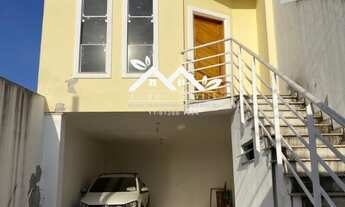 Imagem: Sobrado com 3 dormitórios, 4 vagas de garagem