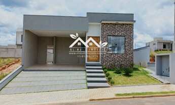 Imagem 2: Casa térrea a venda com 3 dormitórios sendo 2 suítes no condomínio Mosaíco Essence em Mogi