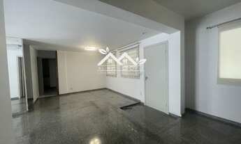 Imagem 5: Casa a venda com 4 dormitórios, sendo 3 suítes, no Condomínio Montpellier na Vila Oliveira