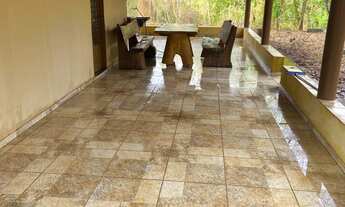 Imagem 3: Chácara à venda na cidade de cidade] com 3 quartos, sendo 1 suíte, localizada no bairro ba