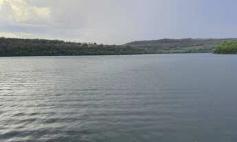 Imagem 5: Chácara à venda na cidade de cidade] com 3 quartos, sendo 1 suíte, localizada no bairro ba