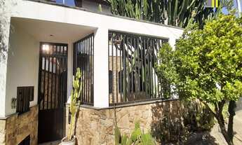 Imagem 2: Sobrado a Venda, 4 Dormitórios, 6 Vagas de Garagem, Jardim Guapira, São Paulo