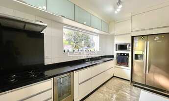 Imagem 2: Casa de luxo em condomínio Alphaville, Santana de Parnaíba-SP: 4 quartos, 3 suítes, 3 sala