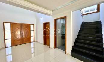 Imagem 5: Luxuosa casa de 4 suítes no Tamboré, Santana de Parnaíba-SP, com 3 salas, 6 vagas de garag