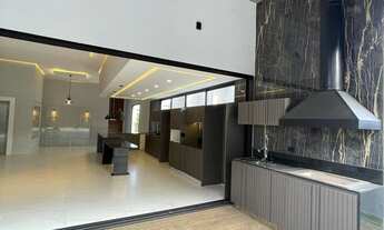 Imagem 2: CASA RESIDENCIAL em SANTANA DE PARNAÍBA - SP, TAMBORÉ