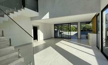 Imagem 2: CASA RESIDENCIAL em SANTANA DE PARNAÍBA - SP, TAMBORÉ