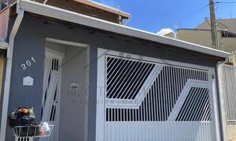 Imagem: Casa a venda com 3 dormitórios sendo 1