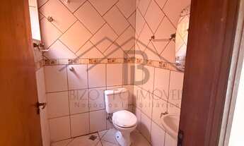 Imagem 5: OPORTUNIDADE Oportunidade casa com t3 dormitórios sendo 1 suite com ótima localização próx