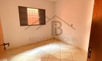 Imagem 4: OPORTUNIDADE Oportunidade casa com t3 dormitórios sendo 1 suite com ótima localização próx