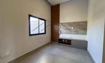 Imagem 2: Belíssima Casa a Venda Vila Vitoria na de Indaiatuba São Paulo. Casa localizada a 2 minuto