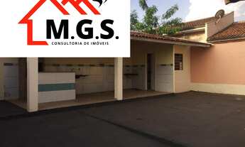 Imagem 4: 3 dormitórios, 1 suítes, 2 banheiro, 2 vagas na garagem, 218M² de Área Construída