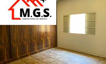 Imagem 7: 3 dormitórios, 1 suítes, 4 banheiro, 2 vagas na garagem, 233M² de Área Construída