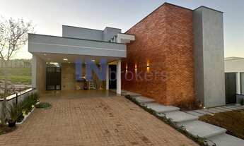 Imagem 1: Casa térrea a venda no condomínio Brisas Jundiaí com 4 suítes, closet, área gourmet, 4 vag