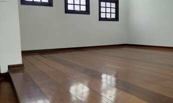 Imagem 5: Casa de luxo à venda em Franca-SP, bairro Santo Agostinho: 4 quartos, 2 suítes, 5 banheiro