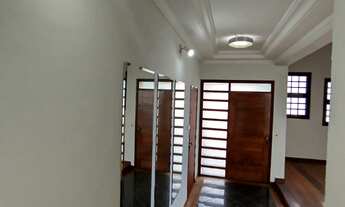 Imagem 7: Casa de luxo à venda em Franca-SP, bairro Santo Agostinho: 4 quartos, 2 suítes, 5 banheiro