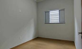 Imagem 5: Linda Casa à Venda em Franca-SP, 3 Quartos, 1 Suíte, 2 Banheiros, 125m² de Área