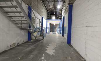 Imagem: EXCELENTE GALPÃO DE 390 M², COM MEZANINO