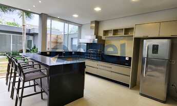 Imagem 6: CASA REFORMADA MOBILIADA E DECORADA COM 5 SUÍTES, À VENDA, 420 M² - JARDIM ACAPULCO - GUA