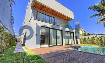 Imagem: CASA À VENDA, 4 SUÍTES, 4 VAGAS, 400 M²