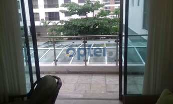 Imagem 7: Apartamento mobiliado com 4 dormitórios (3 suítes), 2 vagas cobertas, 170 m² a duas quadra