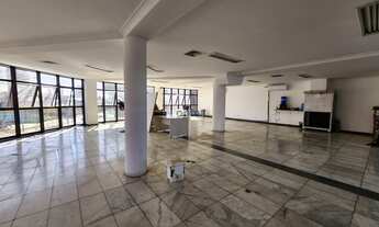 Imagem: Salão de 232m2 na Av. Kennedy com 3 vagas