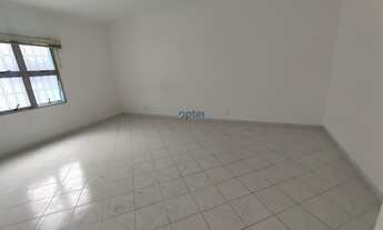 Imagem 2: Sobrado com 6 salas, 3 vagas na frente 182 M² - VILA ASSUNÇÃO - SANTO ANDRÉ/SP