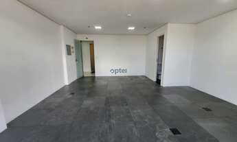 Imagem: Sala Comercial à Venda, 40m2 reformada