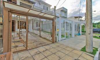 Imagem 2: CASA RESIDENCIAL em Porto Alegre - RS, Guarujá