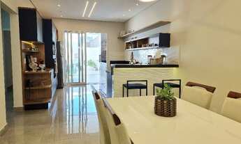 Imagem: Casa com 03 Dormitórios, sendo 01 Suíte