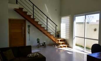 Imagem 7: RA AMIL Vende Casa de 4 Dormitórios, sendo 1 Suíte, 189m² AC, no Condomínio Terras do Vale