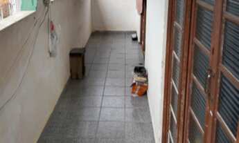 Imagem 7: OPORTUNIDADE VENDA. PONTO COMERCIAL COM CASA DE 4 DORMITORIOS SUITE E SACADA. JARDIM COLON