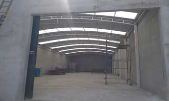 Imagem 2: Galpão de 300m2 próximo a Dutra e Petrobras no Jardim Diamante em São José dos Campos SP