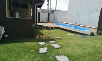 Imagem 2: Casa Sobrado / 3 dormitórios sendo 1 suíte / Condomínio Portal dos Pássaros / Piscina / Ár